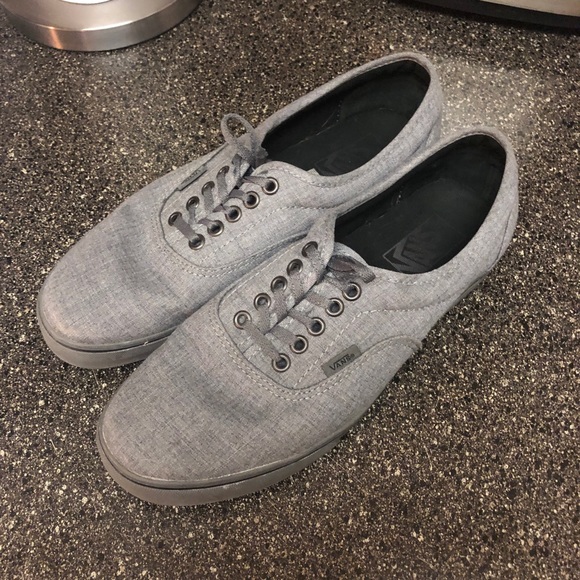 Vans - Picture 2 of 2